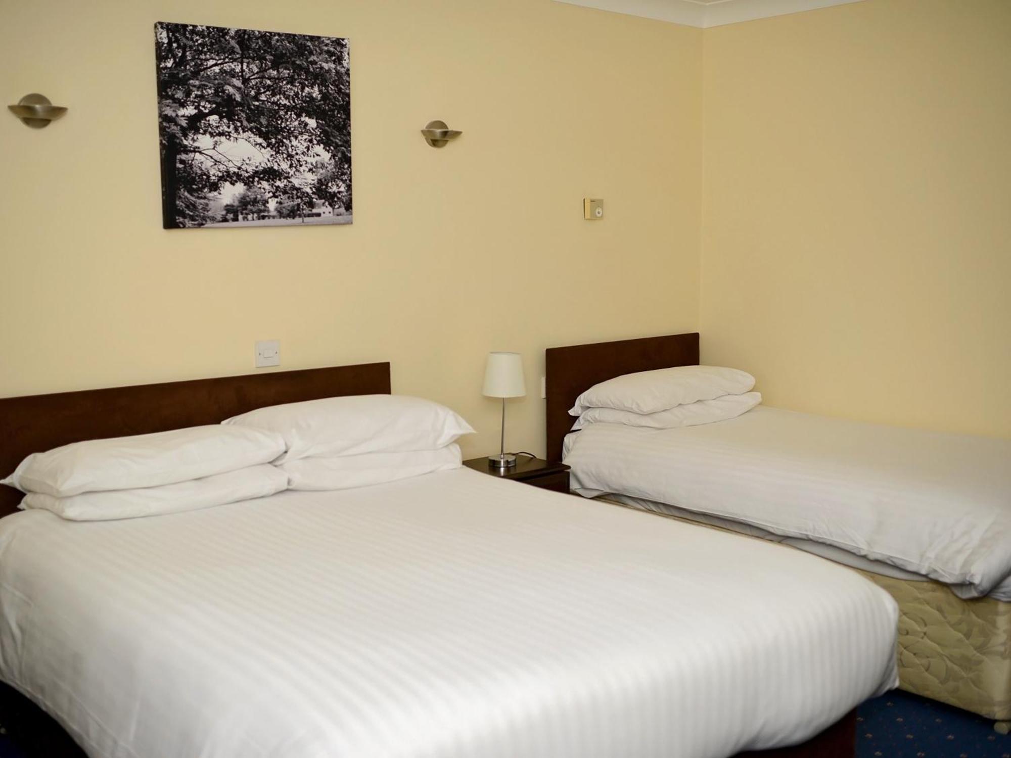 Park Hill Hotel Lowestoft Buitenkant foto